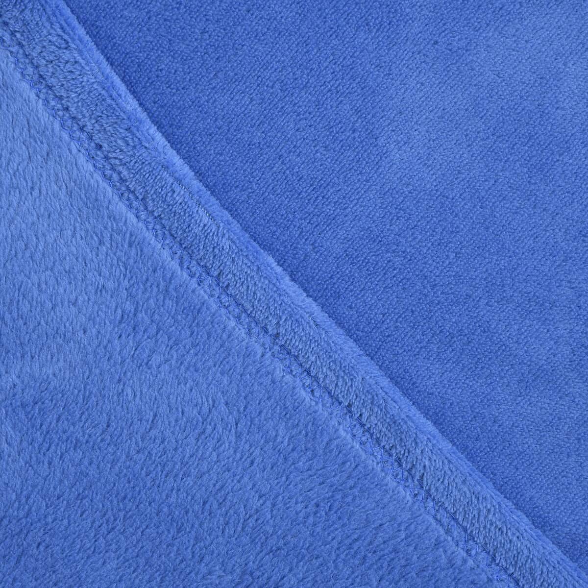 Homesmart Federal Blue Solid Coral Fleece Warmth and Soft Blanket image number 2