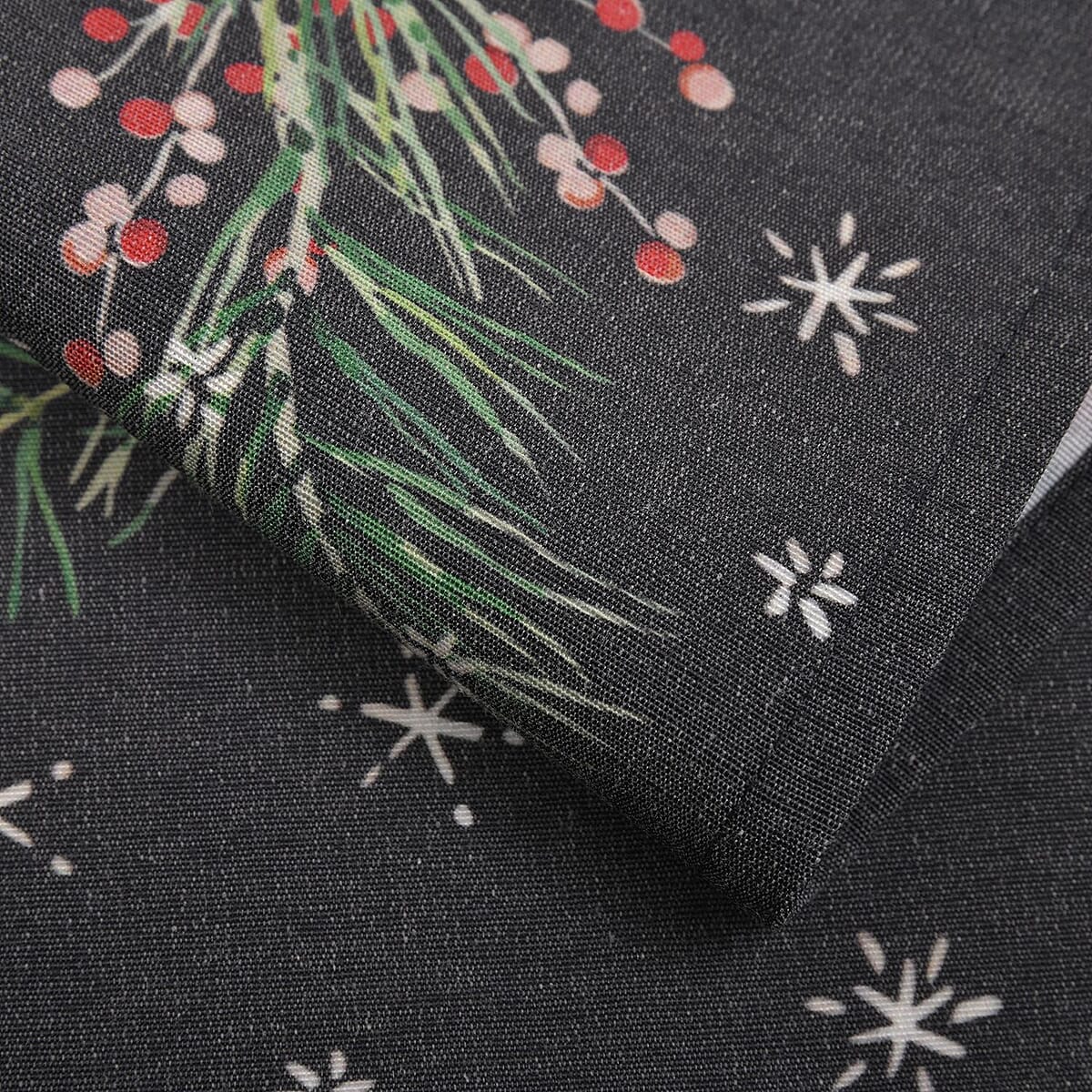 Homesmart Set of 4 Placemats and Table Runner For 4 Seater Dinning Table, 4 Washable Wrinkle Resistant Placemats  and Table Runner - Snowflakes & Wreath Decor Pattern image number 6