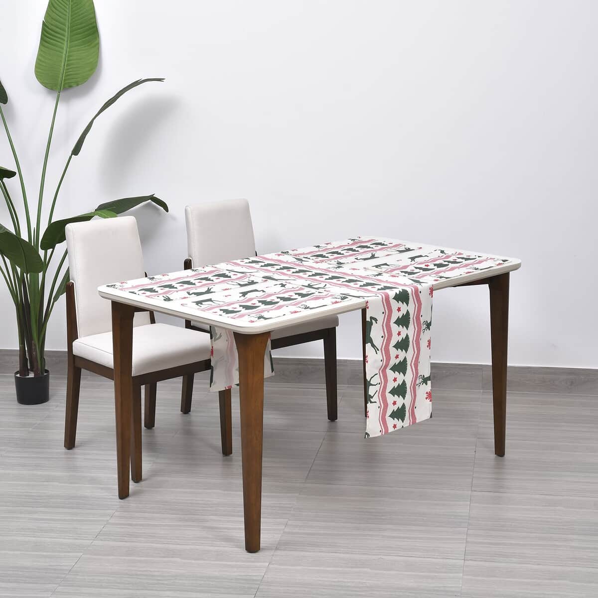 Homesmart Set of 4 Placemats and Table Runner For 4 Seater Dinning Table, 4 Washable Wrinkle Resistant Placemats  and Table Runner - Tree & Reindeer Pattern image number 1