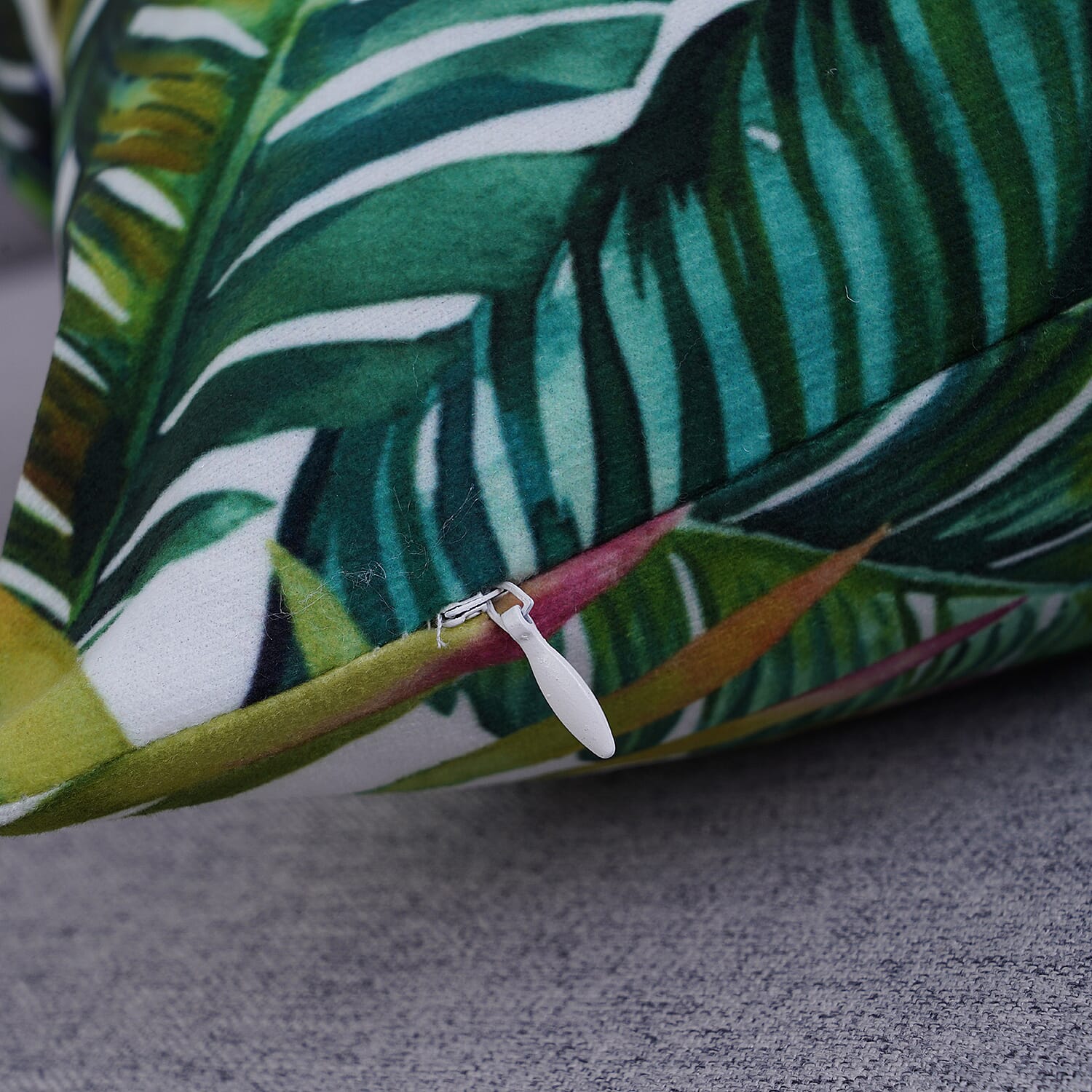 Tropical Leaves - Product card gallery slide 4 (9431395860735)