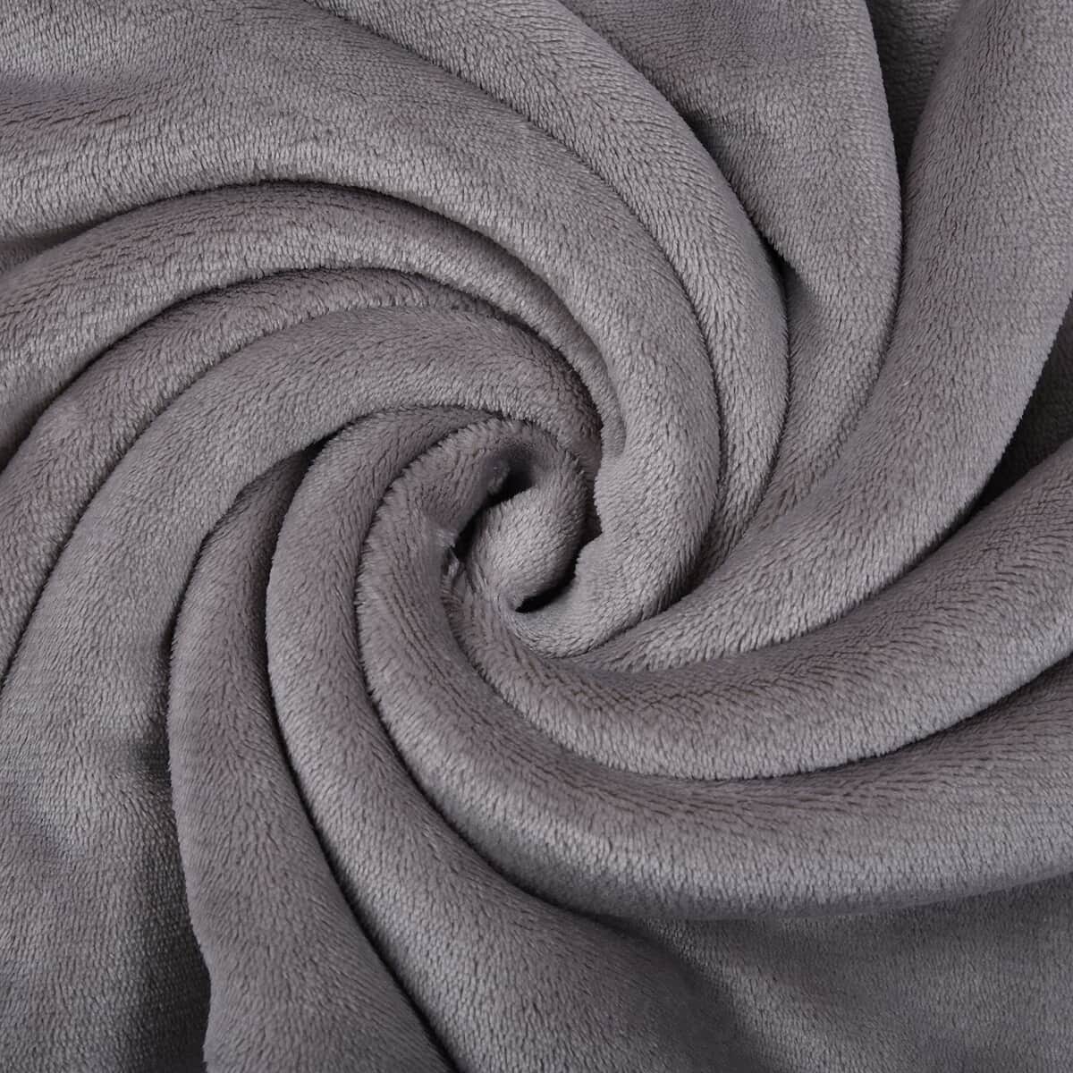 HOMESMART Light Gray Microfiber Flannel with Sherpa Blanket image number 5