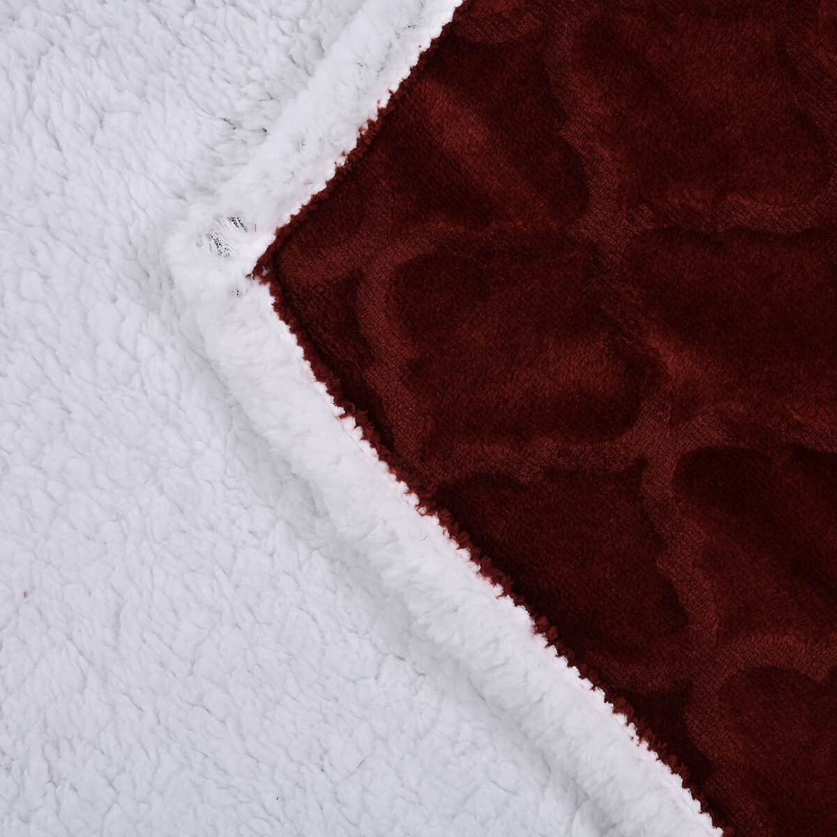 Homesmart Solid Maroon Microfiber Brushed Flannel Sherpa Blanket image number 3