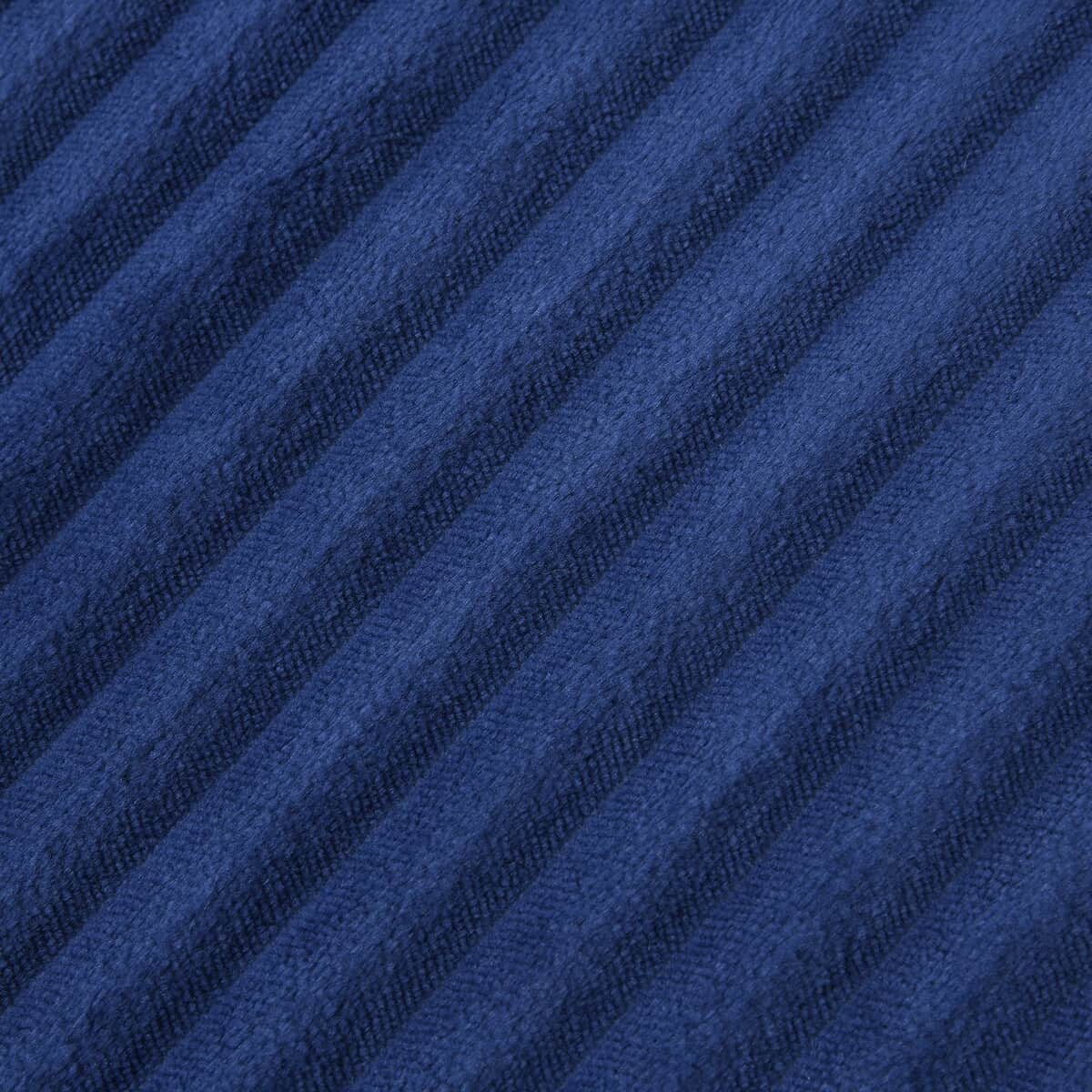 Homesmart Blue Ribbed Flannel to Sherpa Throw image number 3