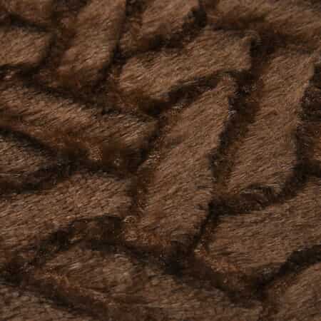 HOMESMART Brown Embossed Plush Sherpa Reverse Blanket image number 4