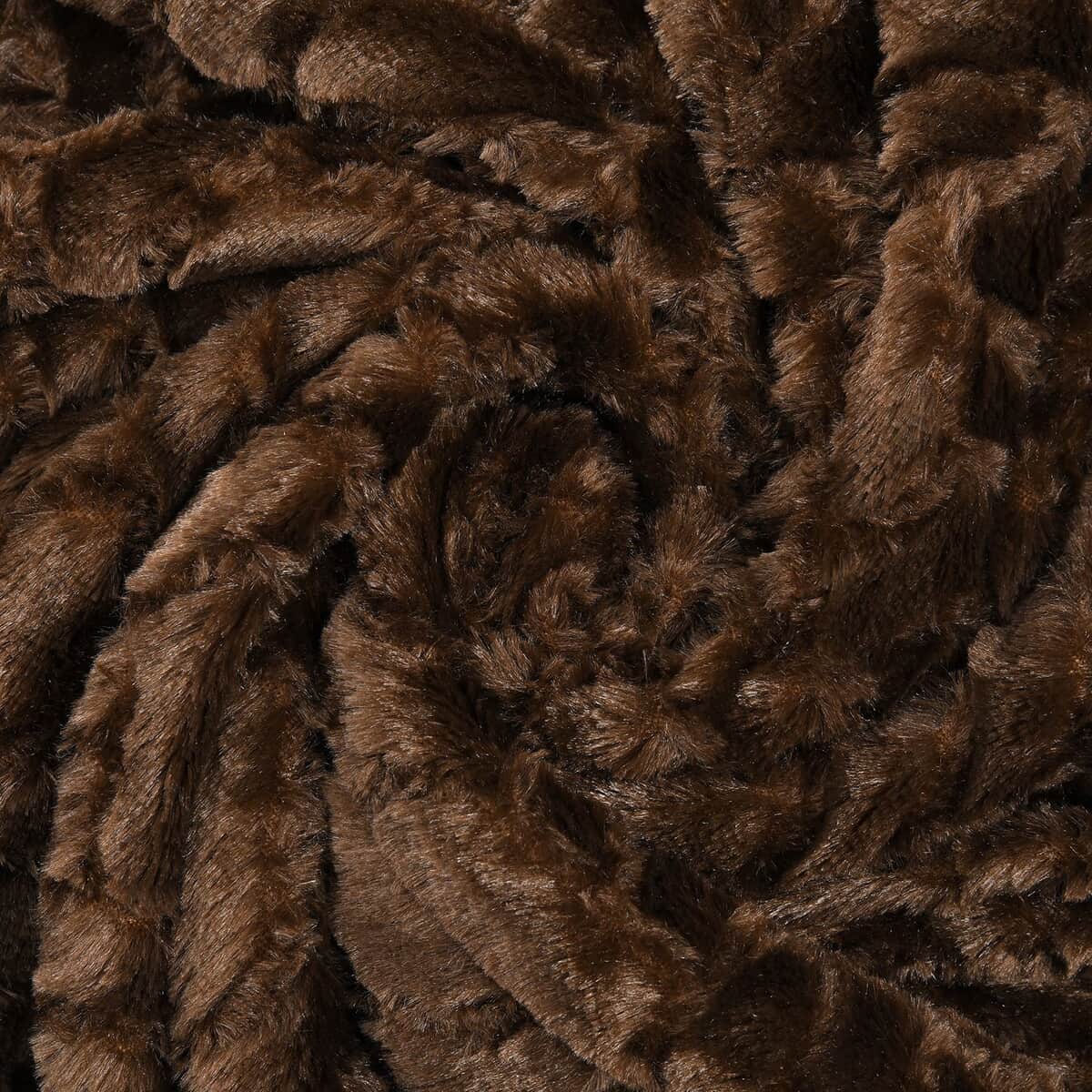 HOMESMART Brown Embossed Plush Sherpa Reverse Blanket image number 5