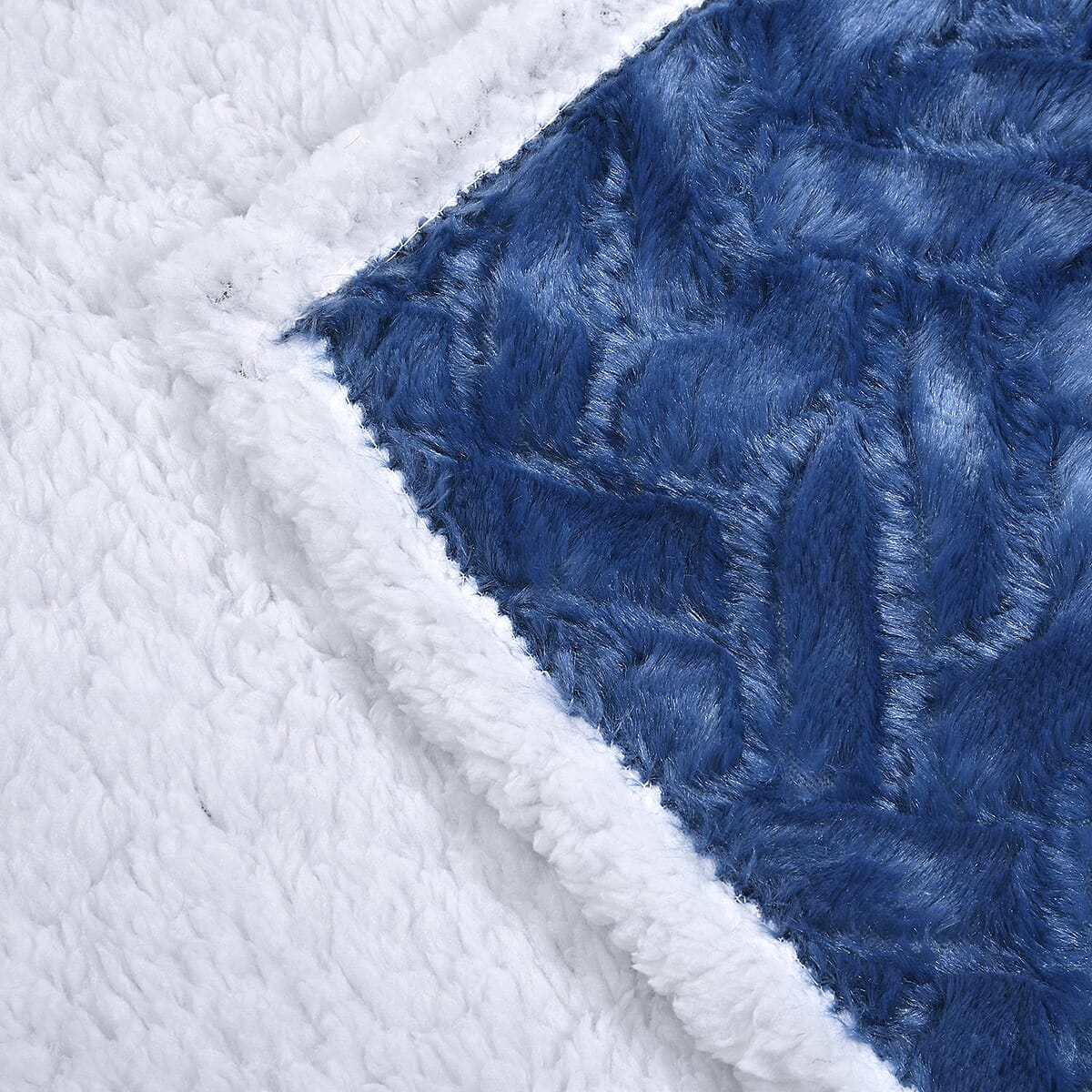Homesmart Navy Embossed Plush Reverse Sherpa Blanket , Soft Blanket , Bed Throws , Cozy Blanket , Throw Blanket image number 3