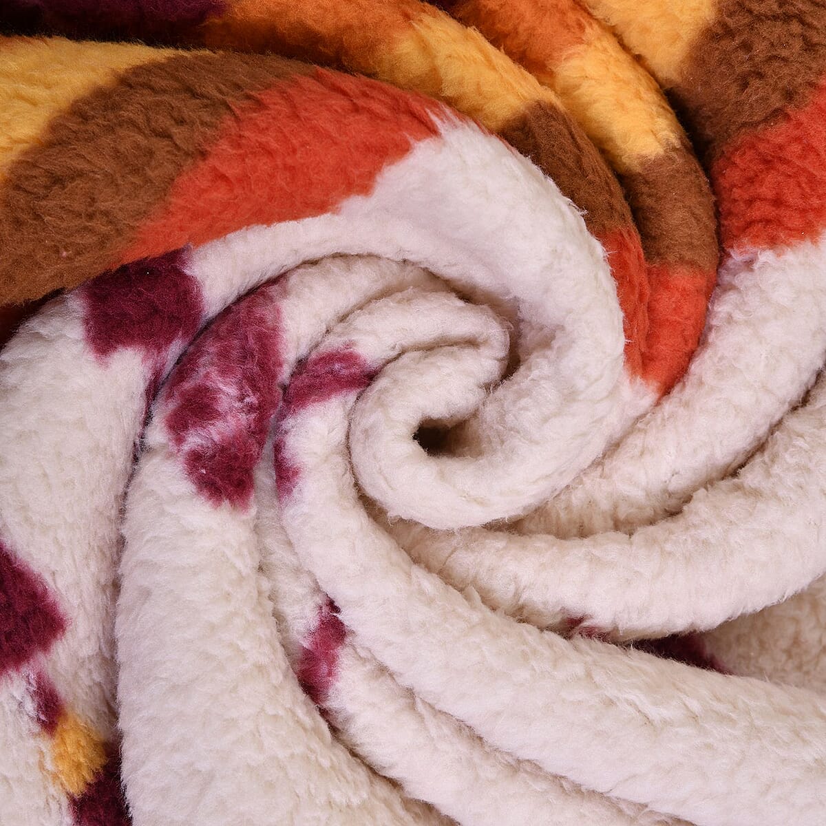 Homesmart Red Tribal Print Pattern Single Layer Sherpa Fleece Blanket, Lightweight Throw Blanket 78 X 59 Inches image number 5