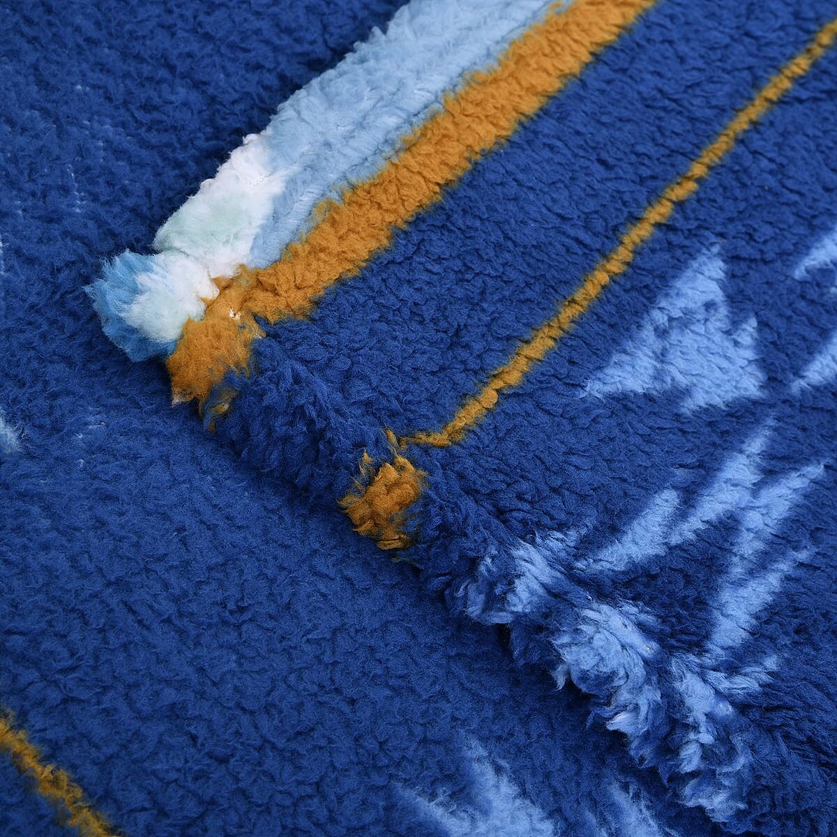 Homesmart Blue Tribal Print Pattern Single Layer Sherpa Fleece Blanket, Lightweight Throw Blanket 78 X 59 Inches image number 4