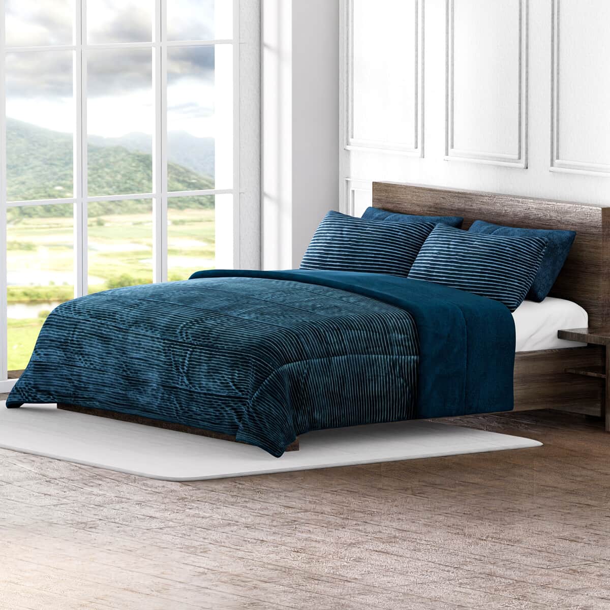 Homesmart Green Stripe Pattern Flannel and Sherpa Comforter and Pillow Cover -Queen image number 0