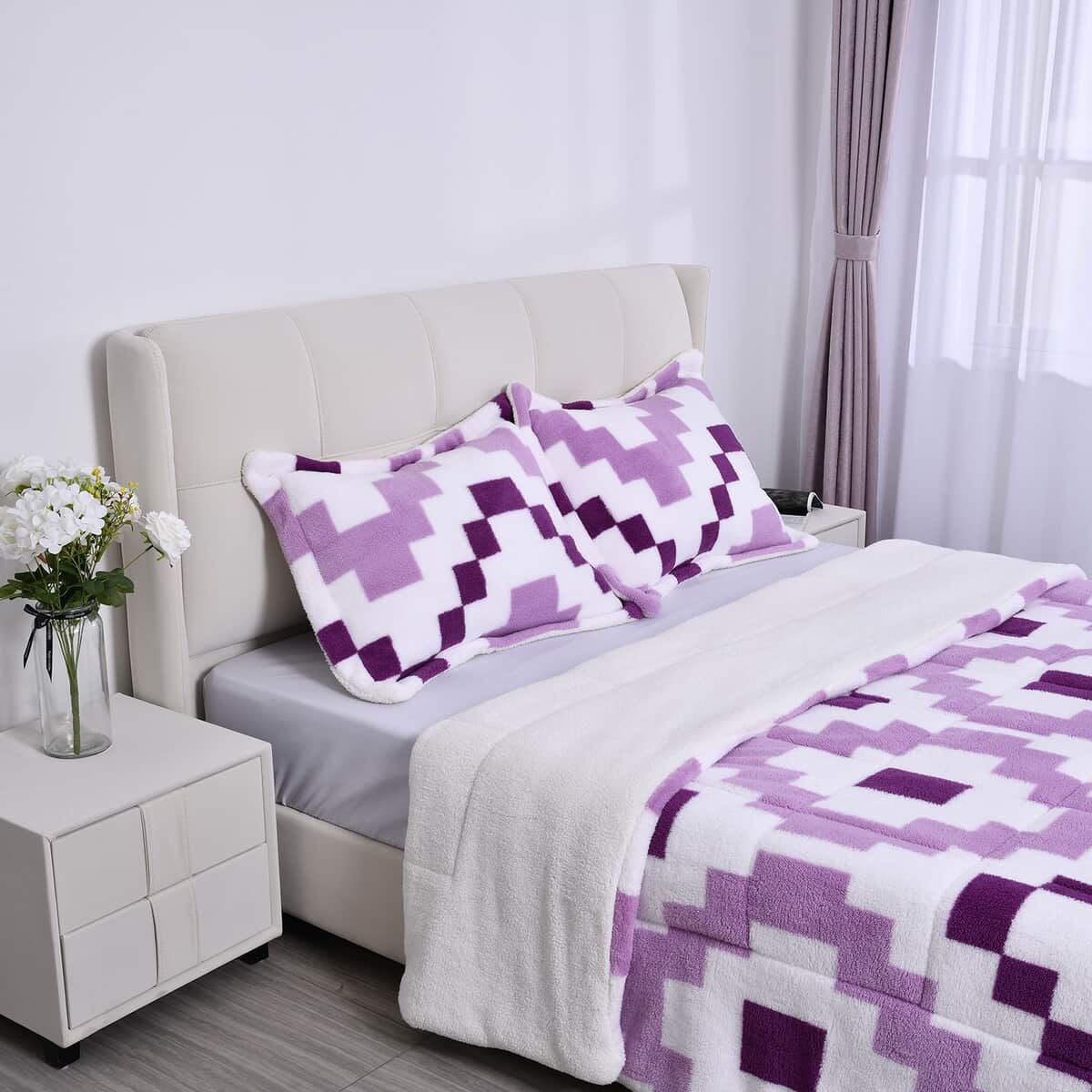 Homesmart Set of 3 Purple Checkered Printed Sherpa Comforter and Pillowcase image number 1