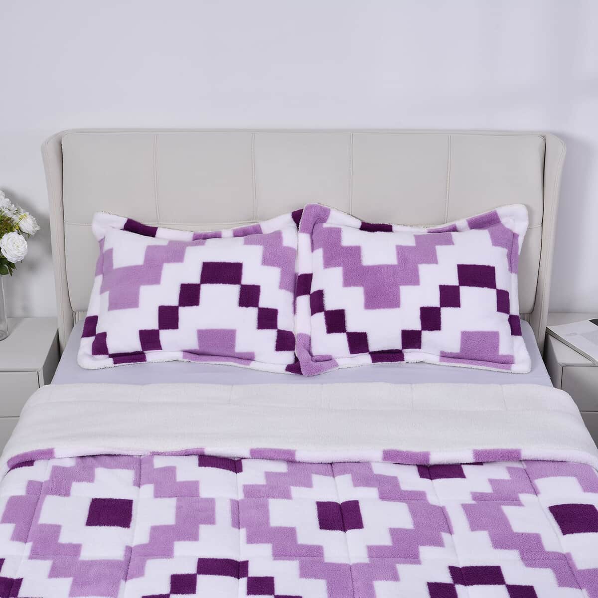 Homesmart Set of 3 Purple Checkered Printed Sherpa Comforter and Pillowcase image number 3
