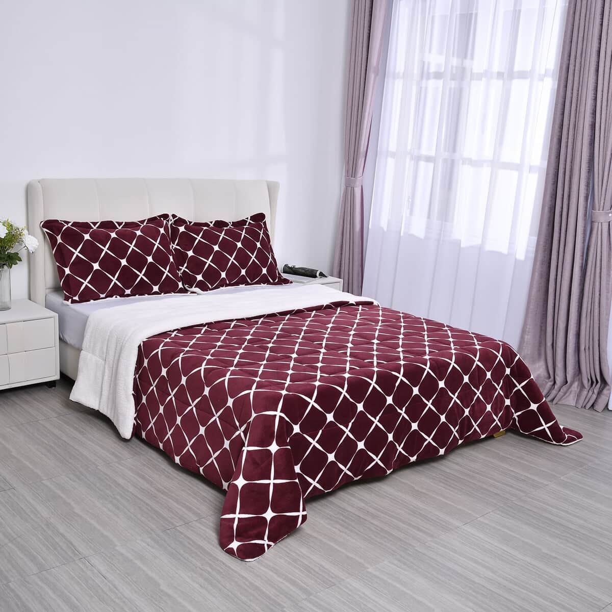Buy Homesmart Purple 3 Layer Quilted Microfiber Flannel and Sherpa  Reversible Comforter and Set of 2 Shams, Microfiber Comforter, Best  Comforter Sets, Bed Comforters, Comforter Set for Bedroom at ShopLC.