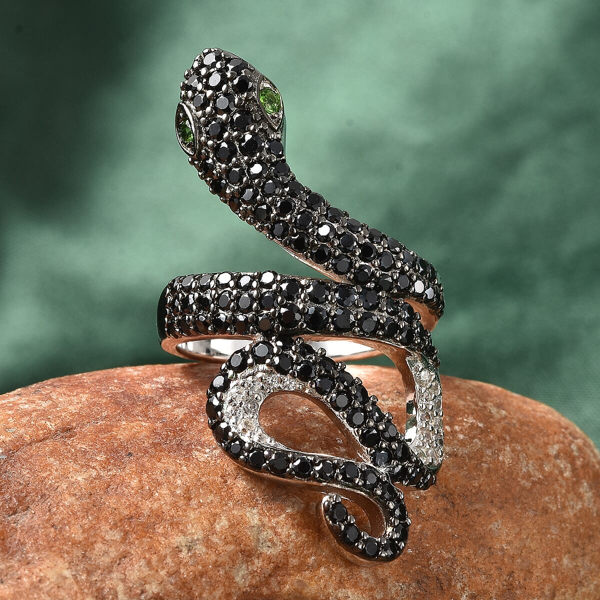Chrome Diopside, Thai Black Spinel and White Zircon Snake Ring in Rhodium Over Sterling Silver (Size 7.0) 2.65 ctw image number 1