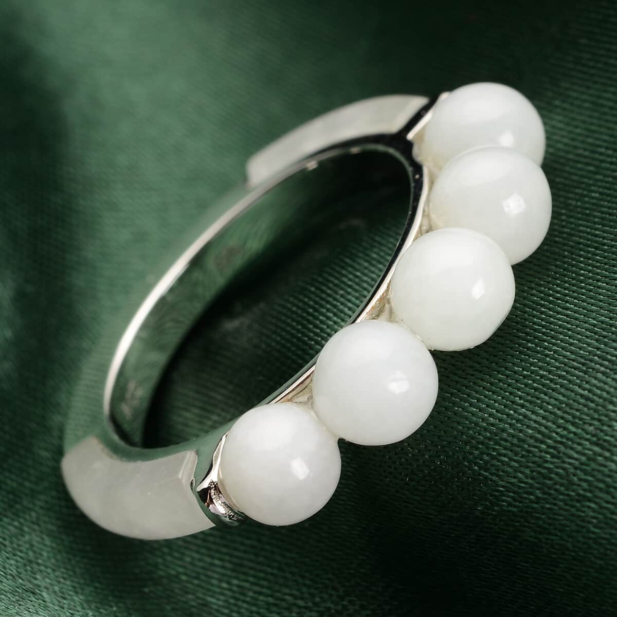 White Jade Beaded Ring in Rhodium Over Sterling Silver (Size 6.0) 8.30 ctw image number 1