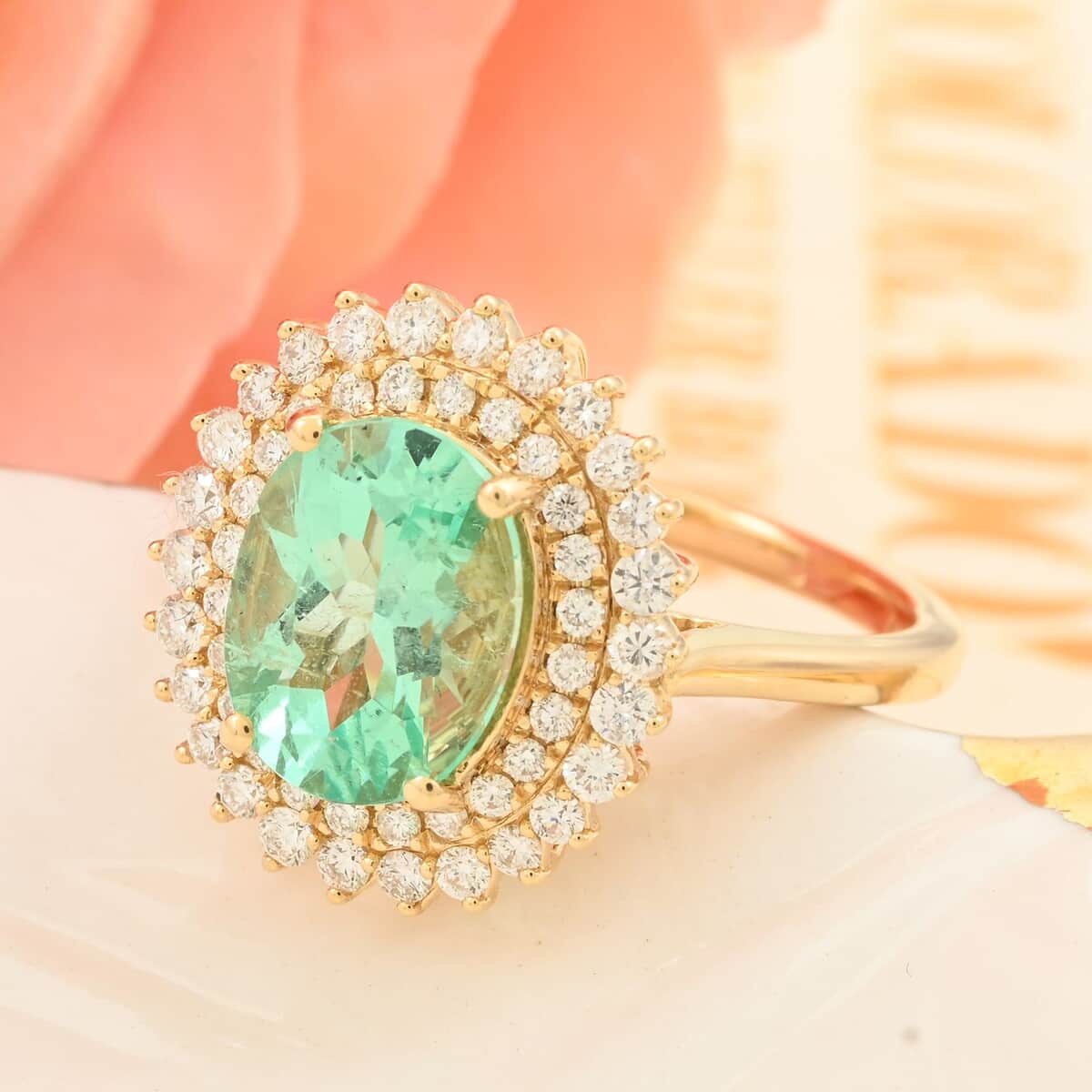 Iliana 18K Yellow Gold AAA Boyaca Colombian Emerald and G-H SI Diamond Sunburst Ring (Size 7.0) 5.40 Grams 3.00 ctw image number 1
