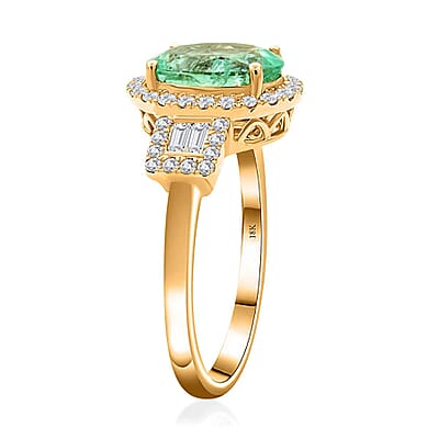 One Of A Kind Certified & Appraised Iliana AAA Boyaca Colombian Emerald and G-H SI Diamond 2.35 ctw Ring in 18K Yellow Gold (Size 7.0)