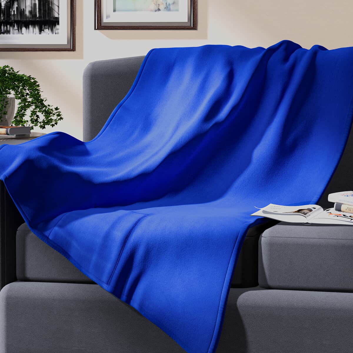Homesmart 2 in 1 Blue Solid Fleece Travel Blanket with Folded Storage Pocket (Microfiber) image number 0