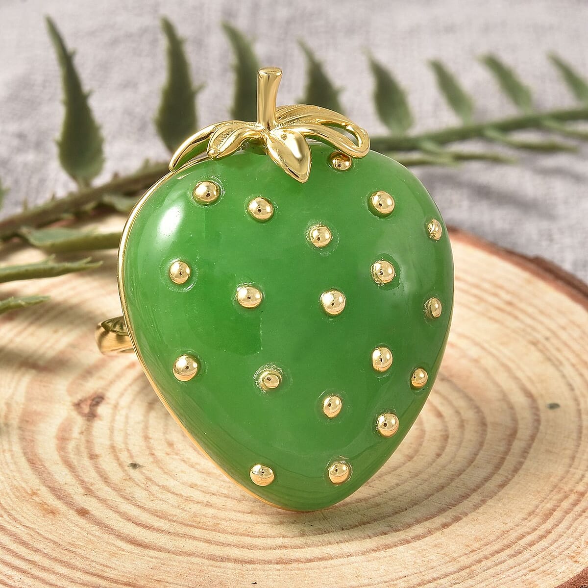 Green Jade (D) Strawberry Ring in Vermeil Yellow Gold Over Sterling Silver (Size 10.0) 39.00 ctw image number 1