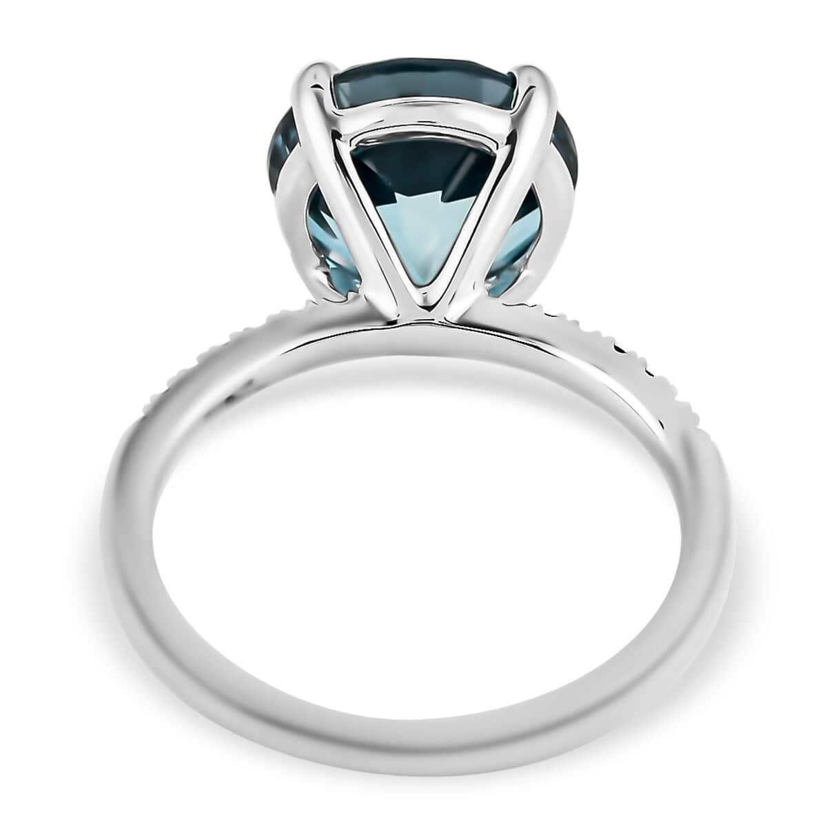 LUXORO 10K White Gold AAA London Blue Topaz and Diamond Solitaire Ring (Size 10.0) 2.40 Grams 4.85 ctw image number 4
