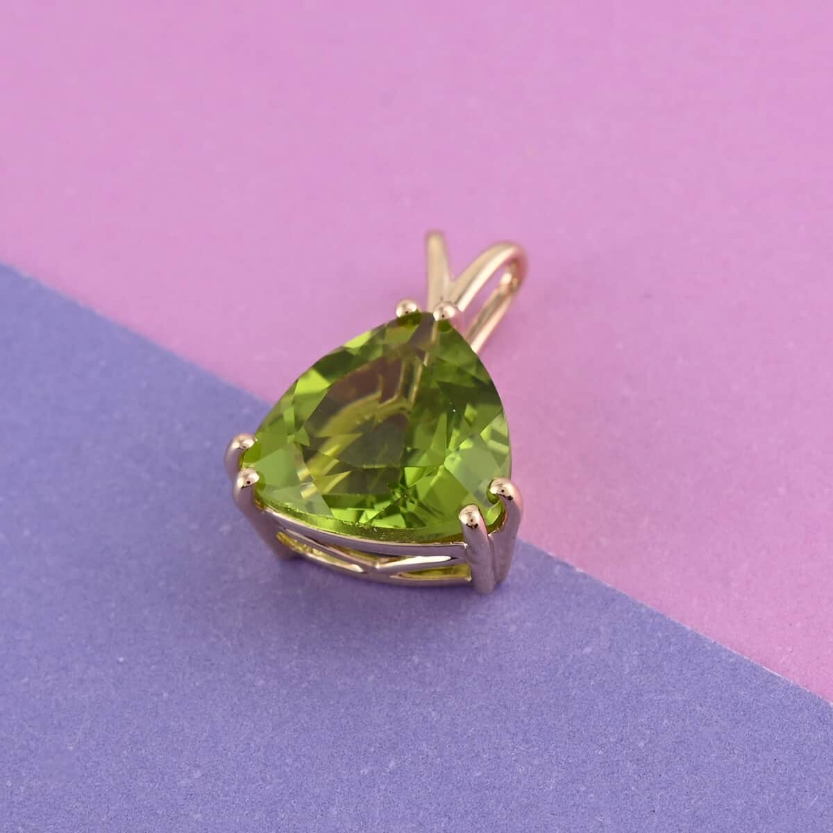 LUXORO 10K Yellow Gold AAA Peridot Solitaire Pendant 2.75 ctw image number 1