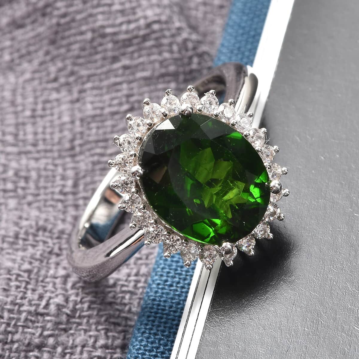 Natural Chrome Diopside and Natural White Zircon Halo Ring in Rhodium Over Sterling Silver (Size 7.0) 4.25 ctw image number 1