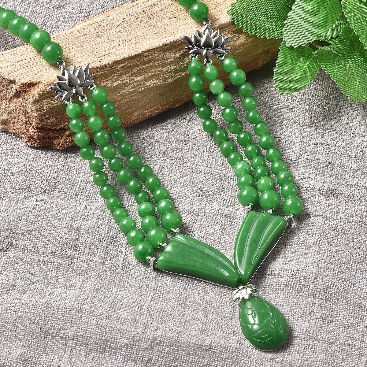 Green Jade Beaded Necklace 20 Inches in Rhodium Over Sterling Silver 11.25 Grams 302.50 ctw image number 1