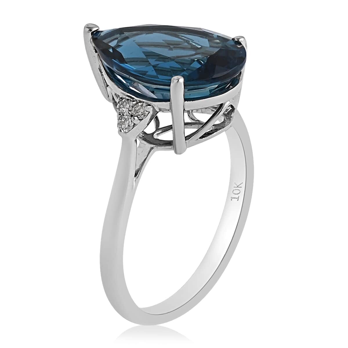 LUXORO 10K White Gold AAA London Blue Topaz and G-H I2 Diamond Ring (Size 7.0) 2.85 Grams 7.25 ctw image number 3