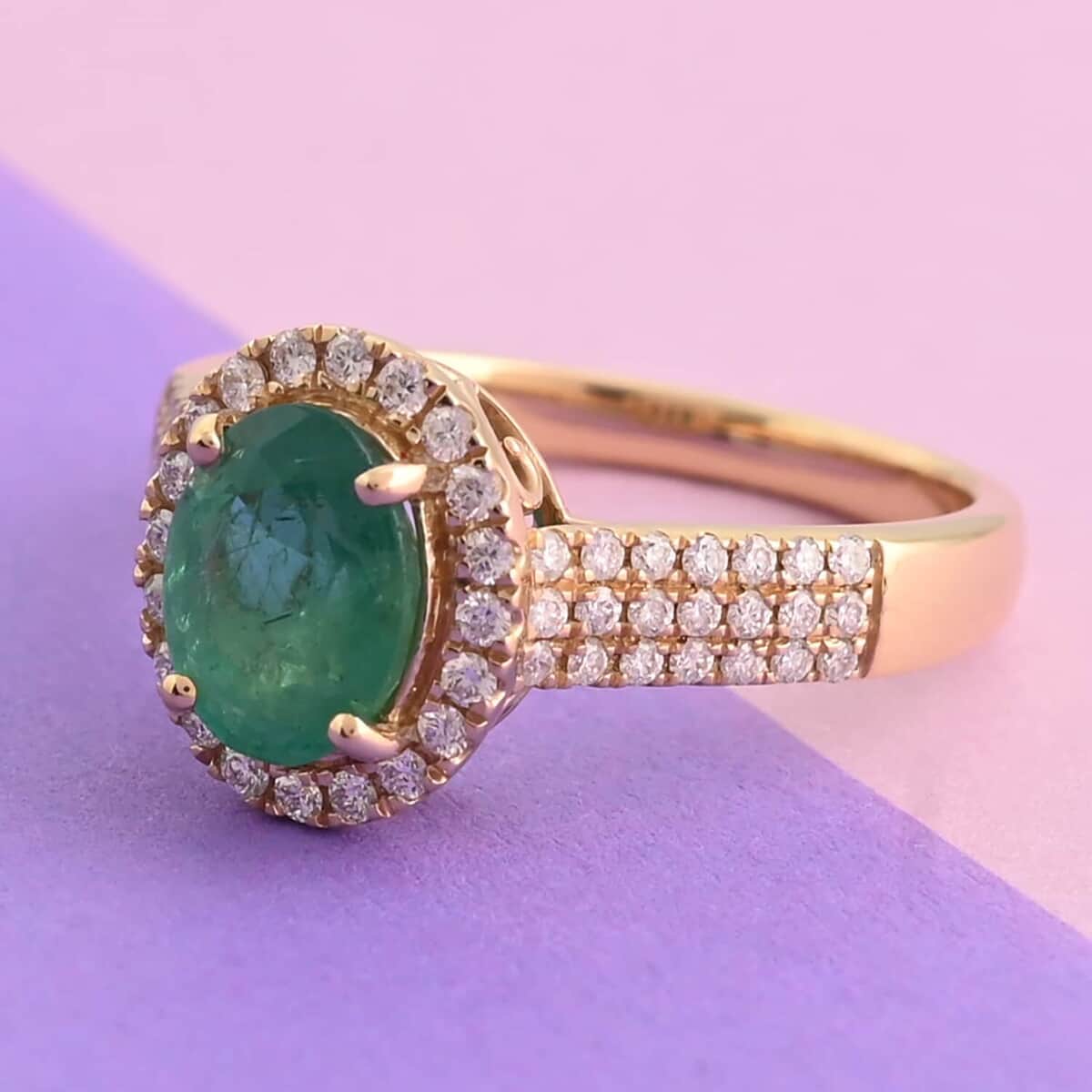 Iliana 18K Yellow Gold AAA Kagem Zambian Emerald and G-H SI Diamond Ring (Size 6.0) 4.10 Grams 1.60 ctw image number 1