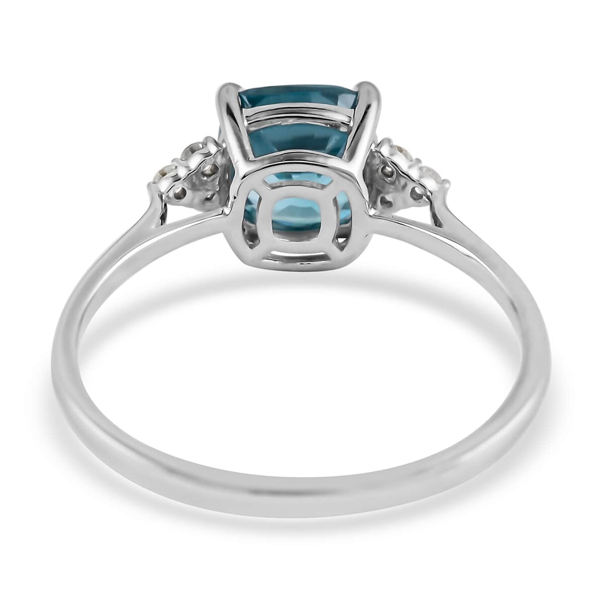 Luxoro 14K White Gold AAAA Cambodian Blue Zircon and G-H I2 Diamond Ring 3.00 ctw image number 4
