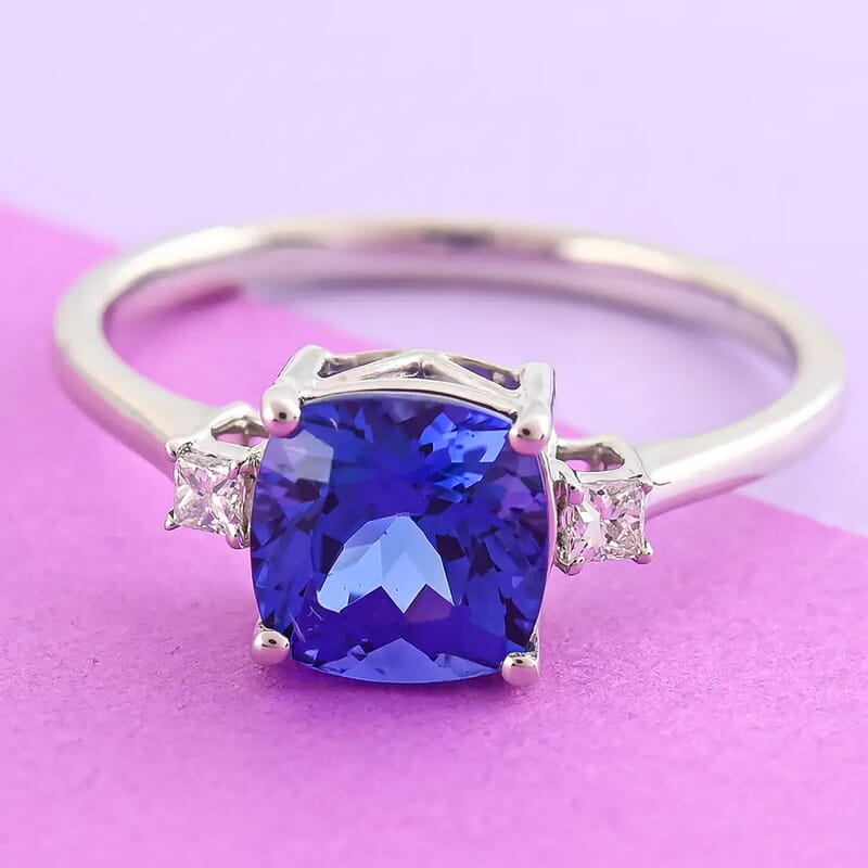 Rhapsody 950 Platinum AAAA Tanzanite and E-F VS Diamond Solitaire Ring (Size 8.0) 4.20 Grams 2.15 ctw