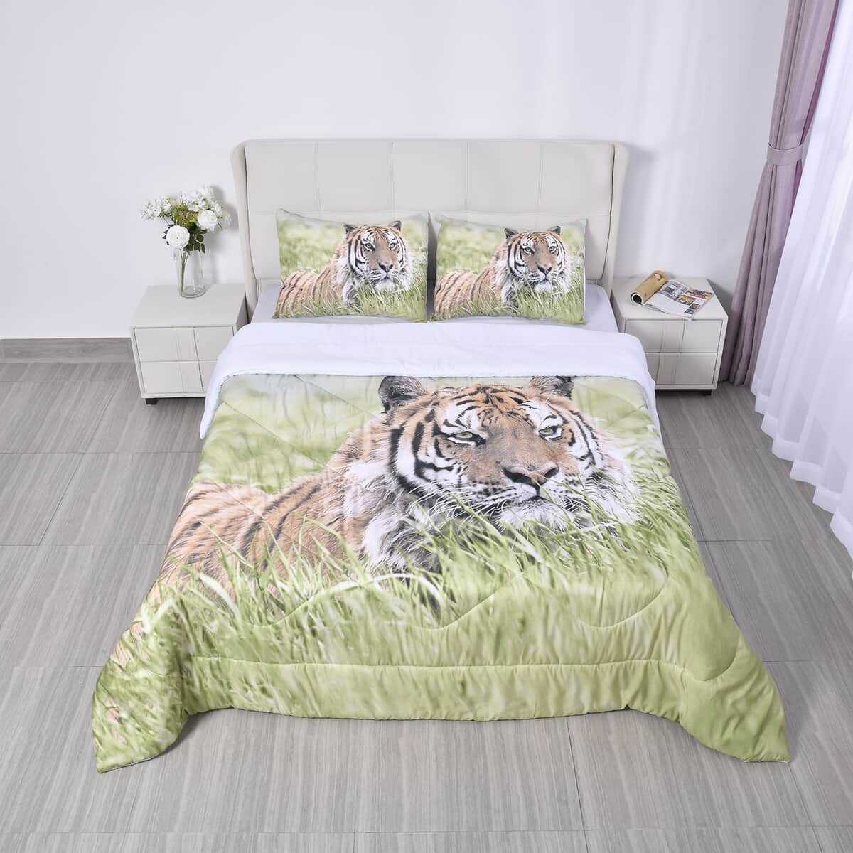 Homesmart Green Tiger 3D Digital Print Pattern Microfiber Comforter and Pillow Cover - Queen, Best Comforter Sets, Bed Comforters, Comforter Set for Bedroom image number 1