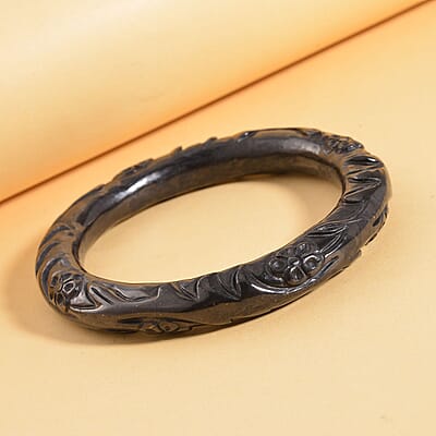 Shungite Carved Floral Vine Bangle Bracelet (7.25 In) 160.00 ctw