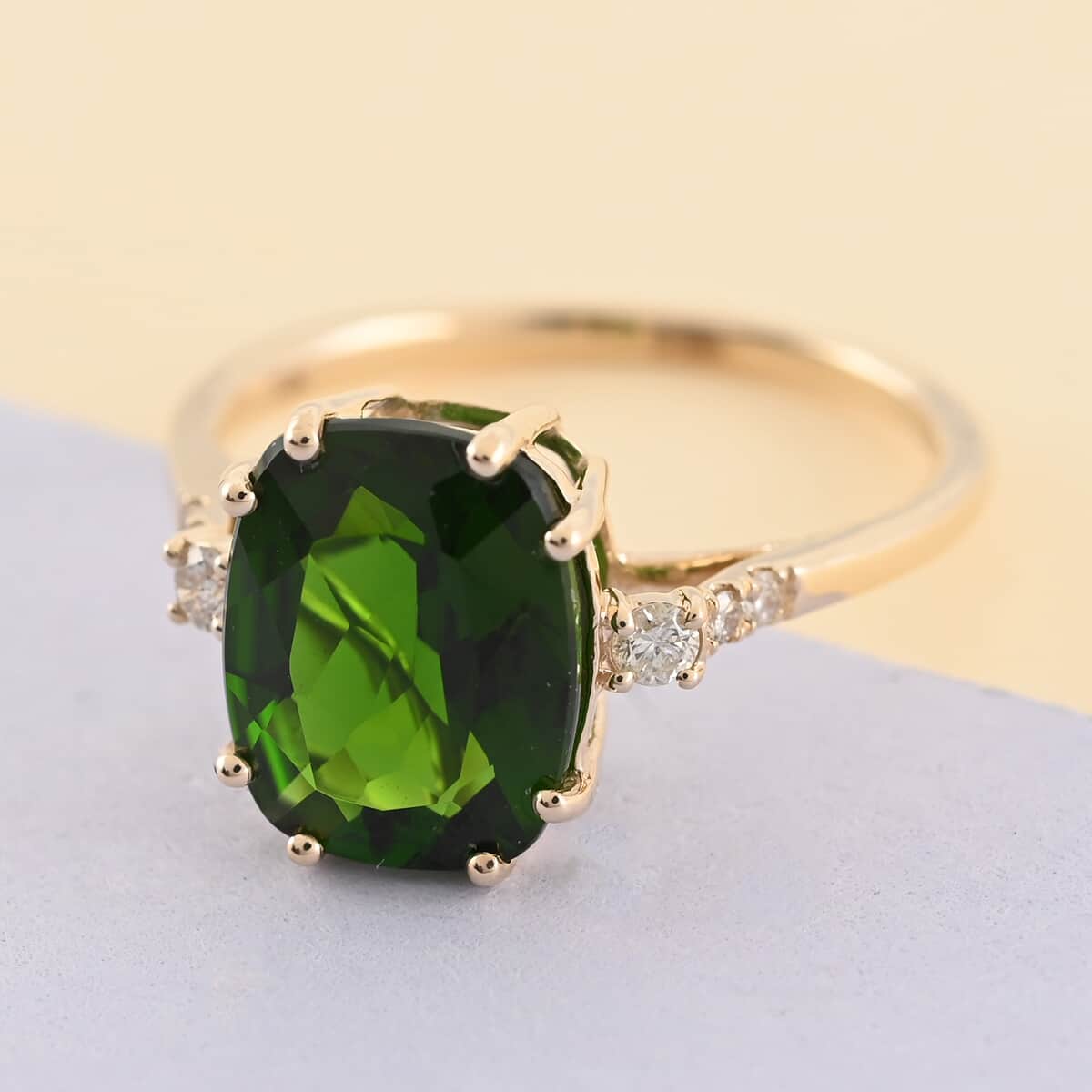 LUXORO 10K Yellow Gold AAA Natural Chrome Diopside and G-H I2 Diamond Solitaire Ring (Size 6.0) 3.00 ctw image number 1