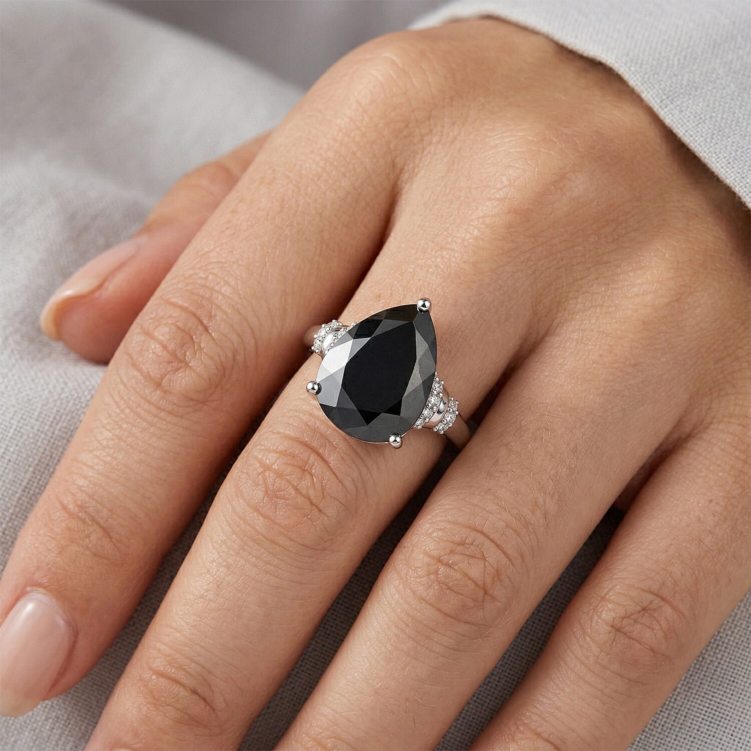 Elite Shungite and White Zircon 5.50 ctw Ring in Rhodium Over Sterling Silver (Size 5.5)