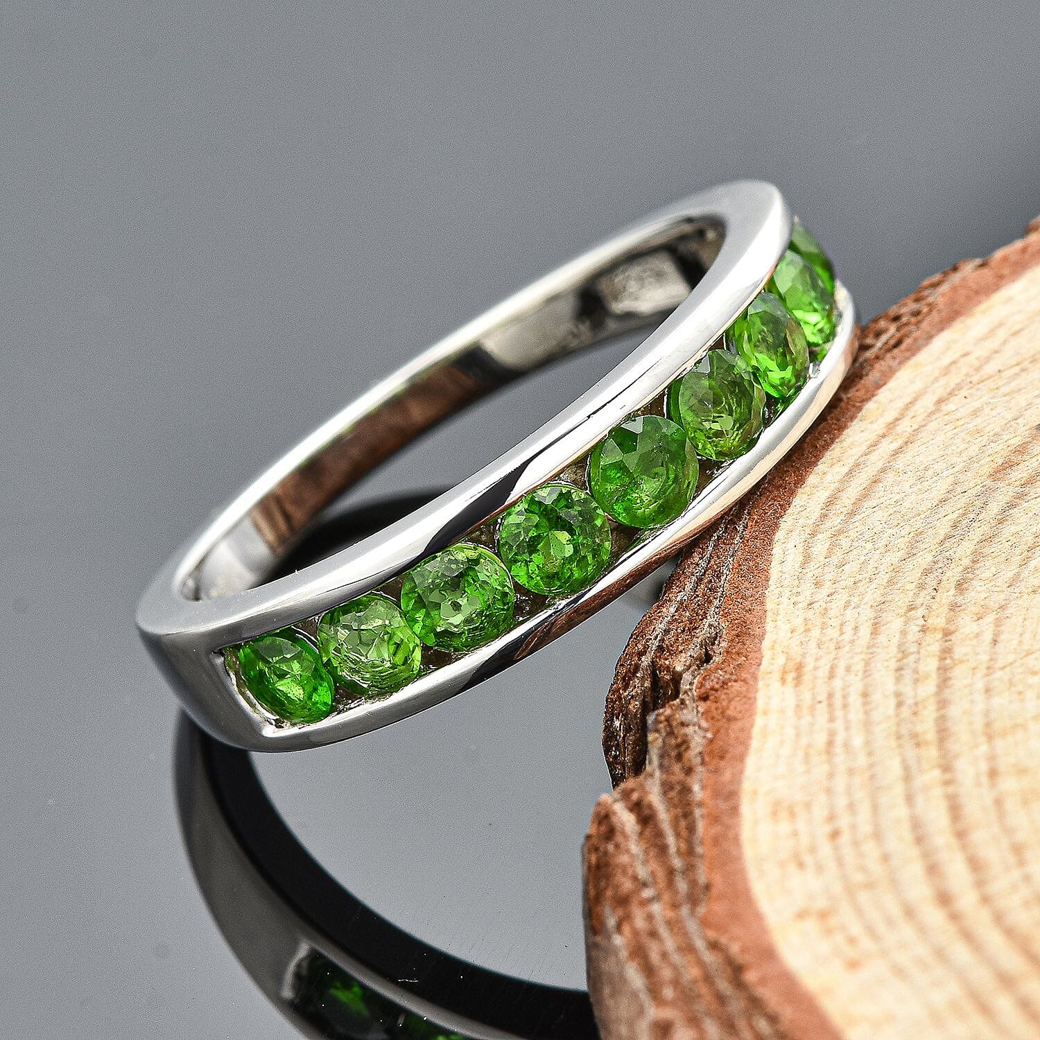 Natural Chrome Diopside Half Eternity Band Ring in Rhodium Over Sterling Silver (Size 10.0) 1.15 ctw