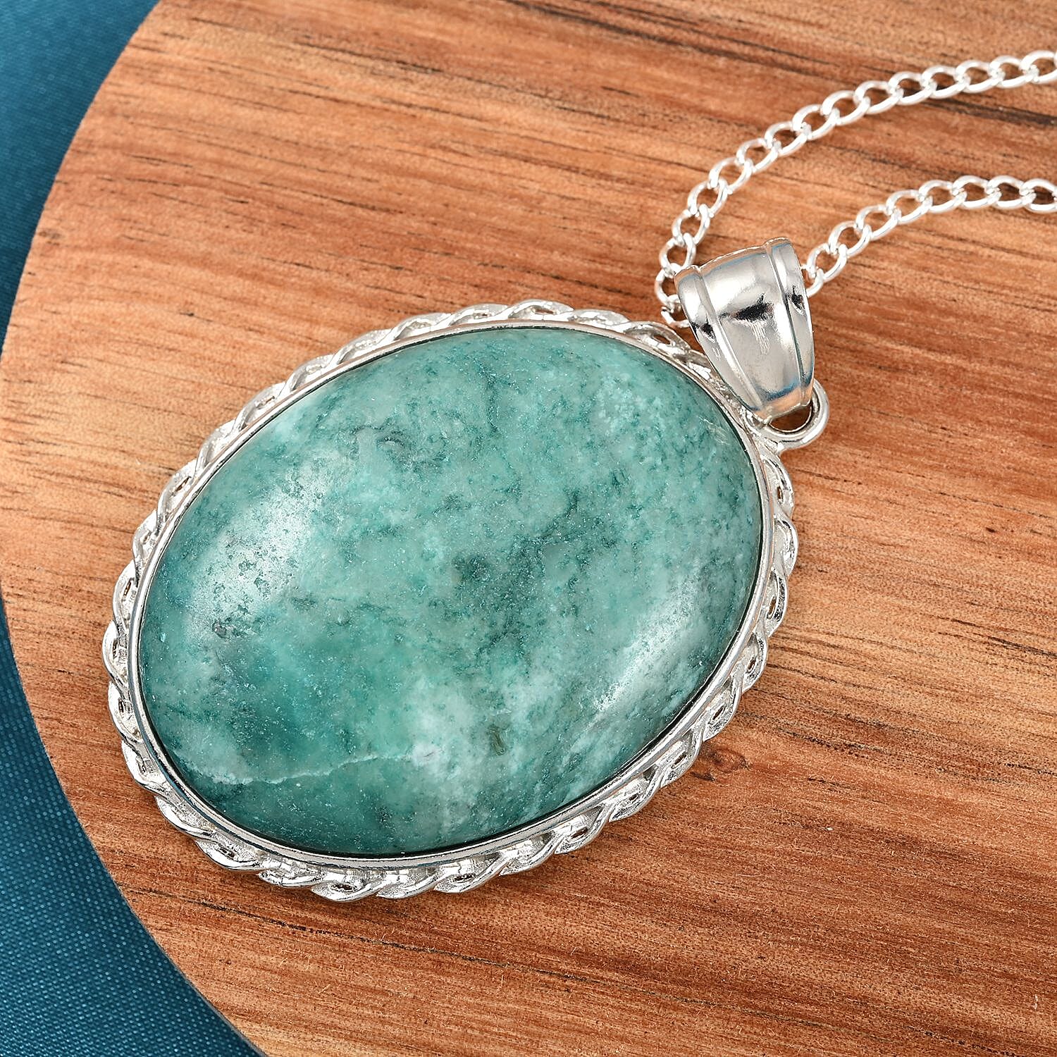 Green Ocean Jasper Oval Pendant Necklace 18 Inches in Silvertone 65.00 ctw
