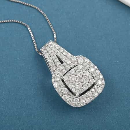 NY Closeout 10K White Gold Diamond Cluster Pendant Necklace 18 Inches 1.00 ctw image number 1