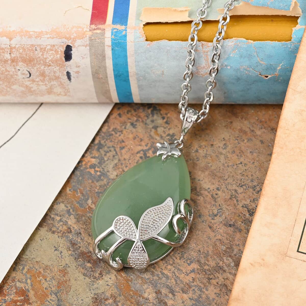 Green Aventurine Pendant in Silvertone with Stainless Steel Necklace 18-20 Inches 40.00 ctw image number 1