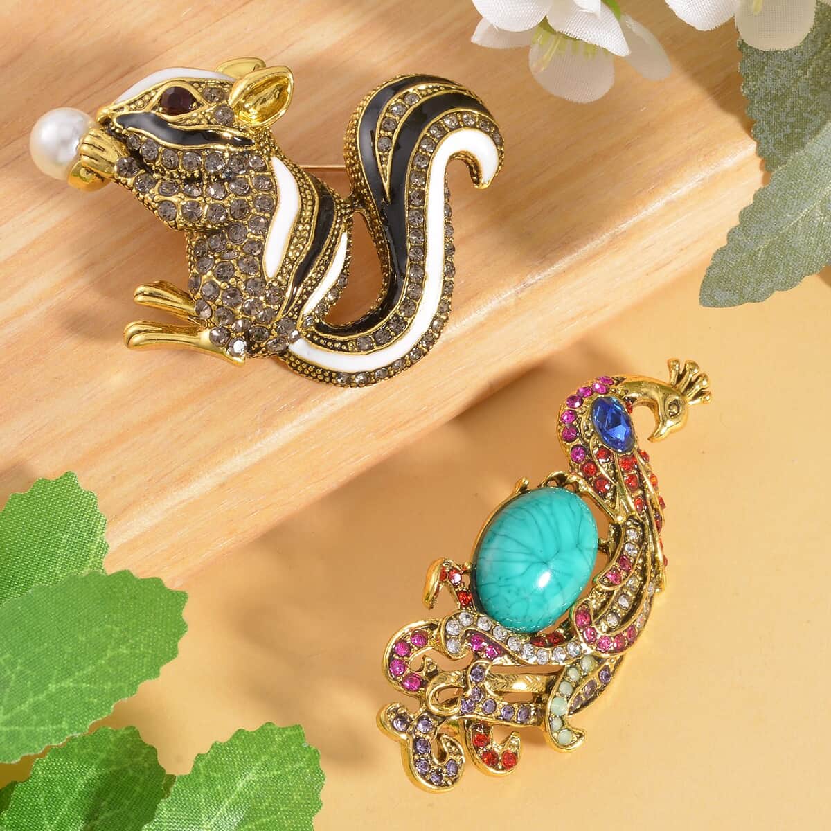 Set of 2 Multi Gemstone Peacock & Squirrel Brooch in Goldtone image number 1