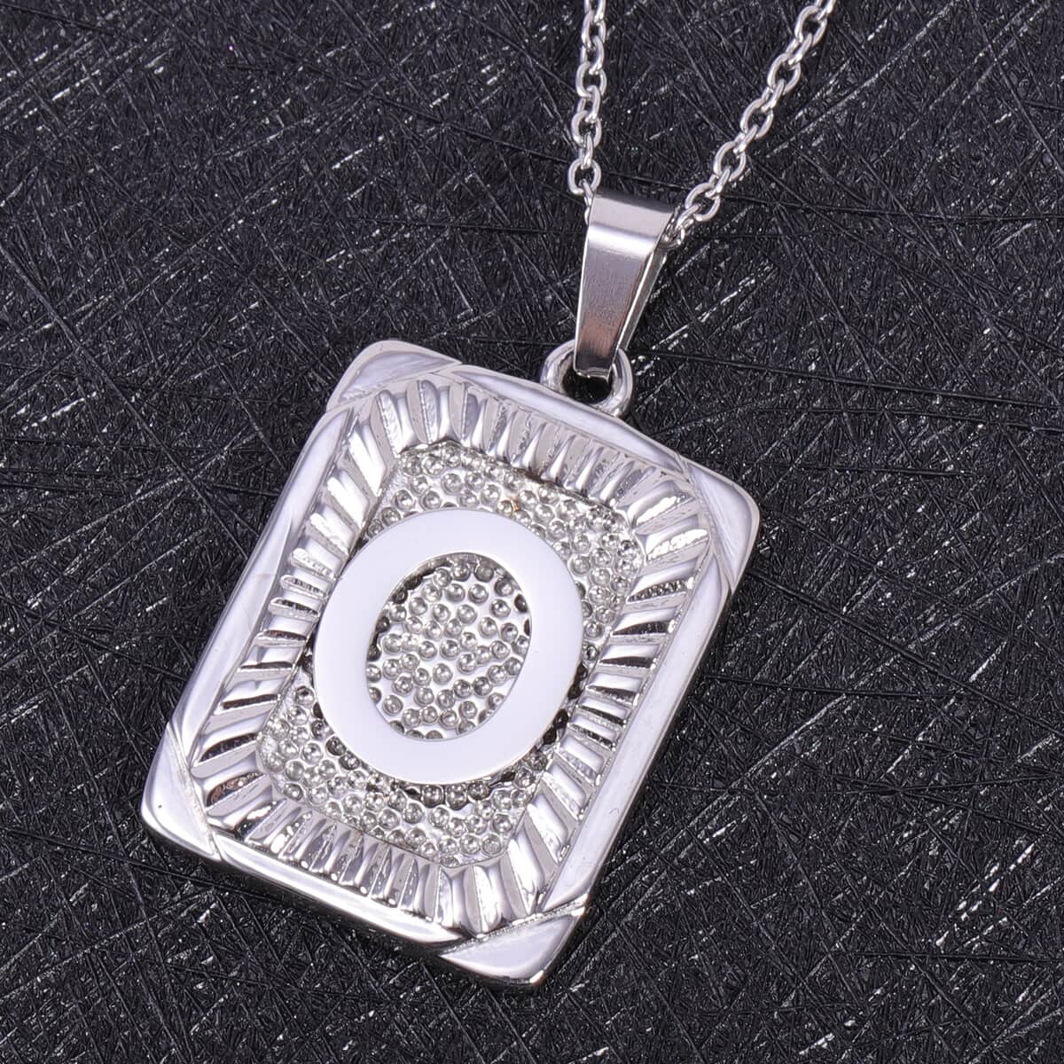 Dog Tag Style O Initial Pendant Necklace 22 Inches in Stainless Steel image number 1