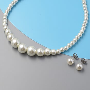 Simulated White Pearl - Product card gallery slide 2 (9431219536127)