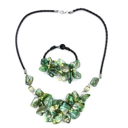 Green Seed Beaded Floral Necklace 20 Inches and Stretch Bracelet (8In) in Silvertone image number 0