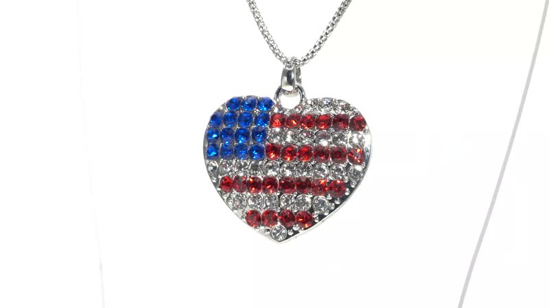 Multi Color Austrian Crystal USA Flag Design Heart Pendant Necklace (22-24 Inches) in Silvertone