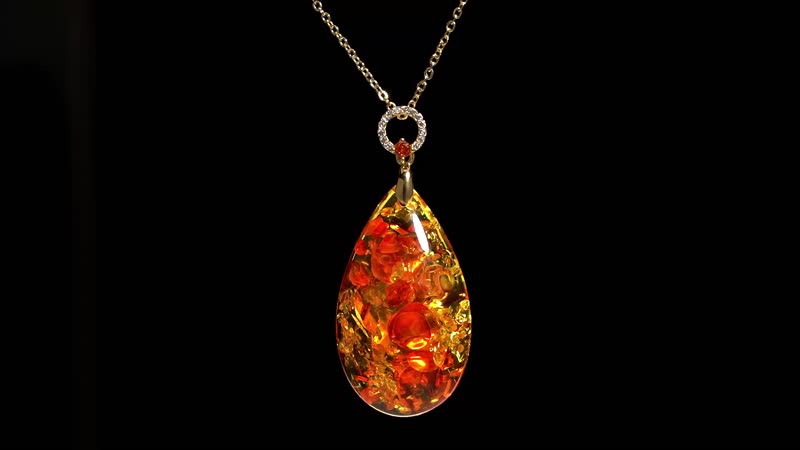 Simulated Amber and Simulated White and Orange Diamond Pendant Necklace 18 Inches in Goldtone