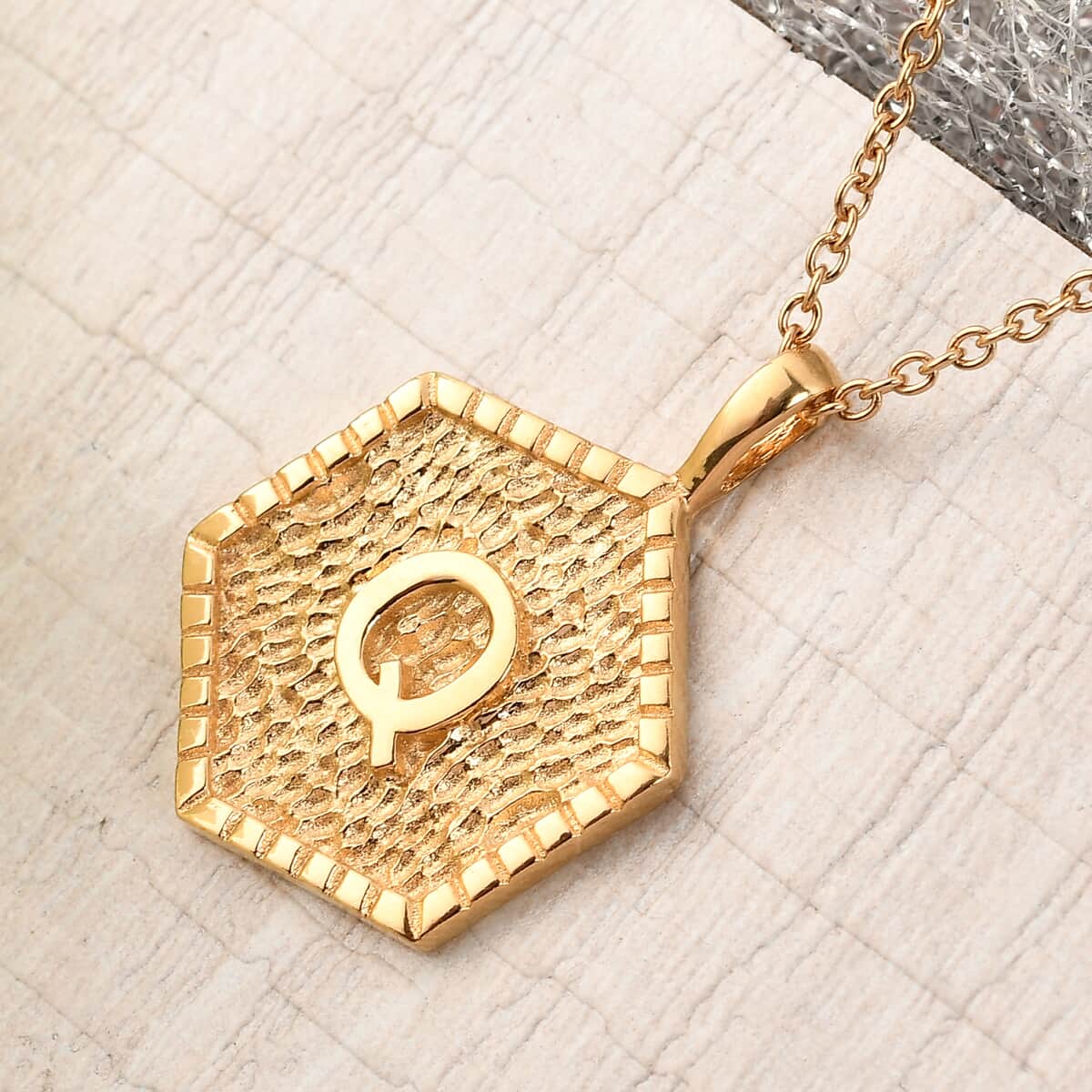 KARIS Initial Q Pendant Necklace 20 Inches in 18K YG Plated and ION Plated Yellow Gold Stainless Steel image number 1