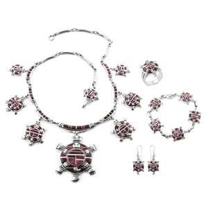 Santa Fe Style Purple Spiny Oyster Shell Turtle Earrings, Ring Size 8, Bracelet 8.00 In and Necklace 24 Inches in Sterling Silver