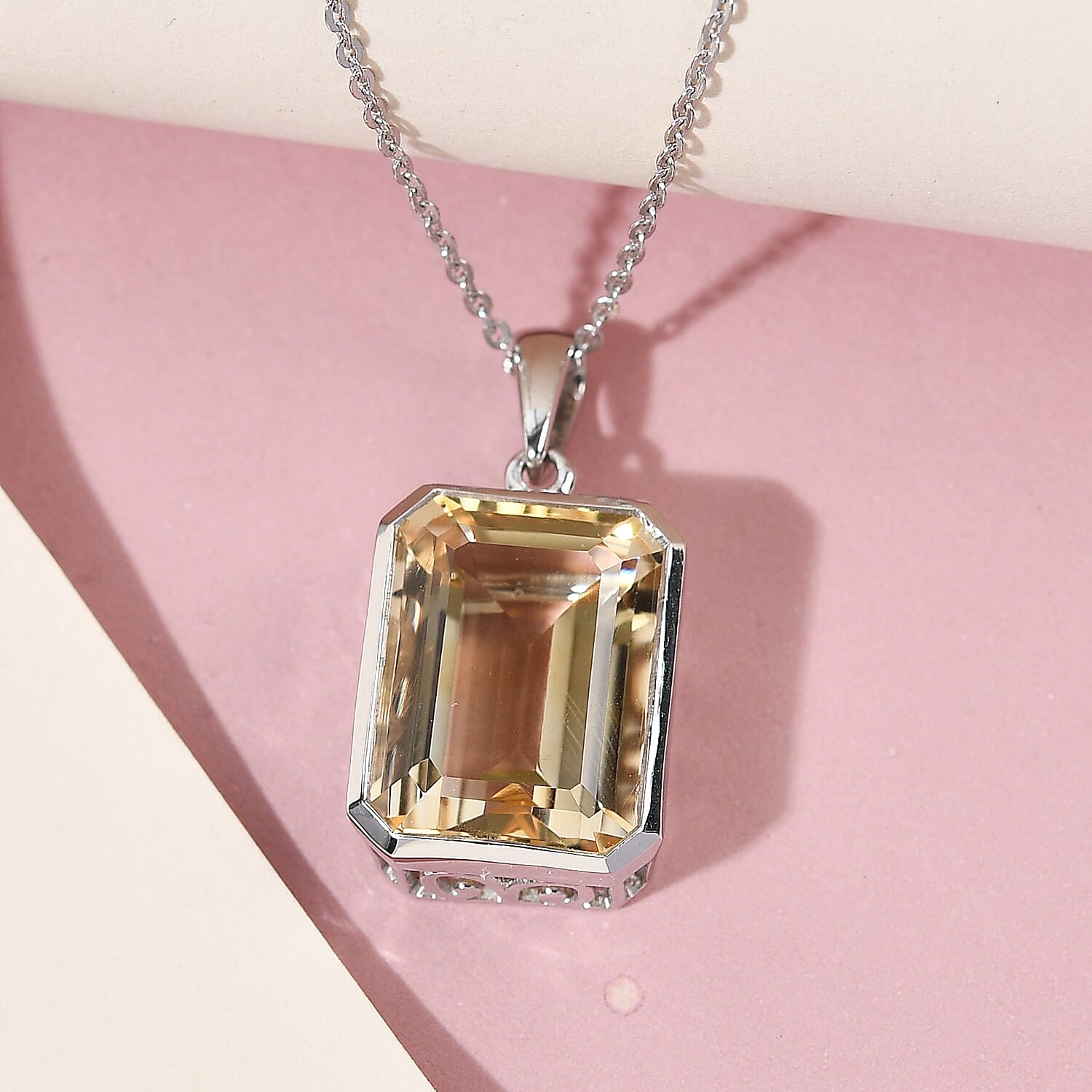 Brazilian Citrine - Product card gallery slide 2 (9431377740031)