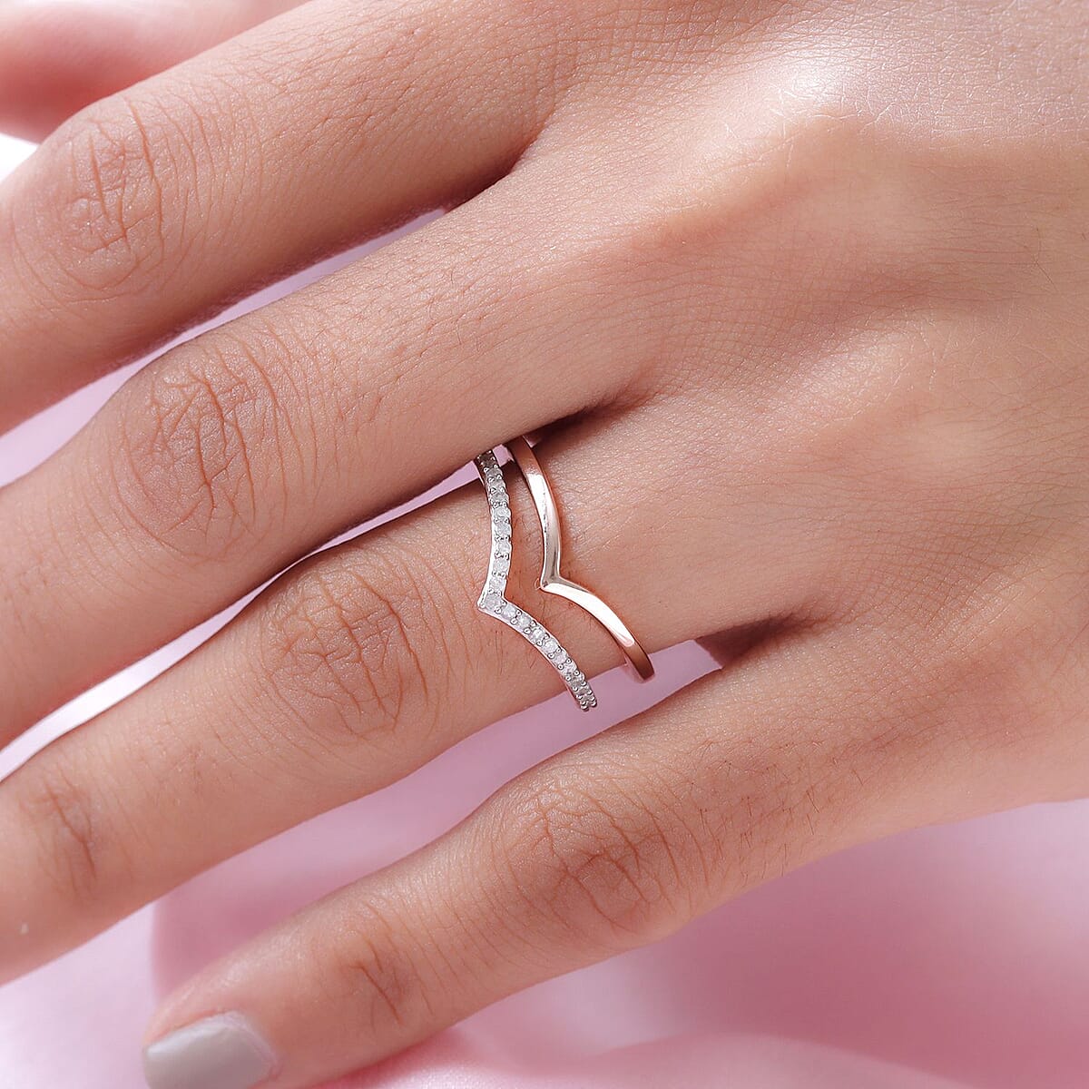 4th of JULY SPECIAL Set of 2 Diamond Chevron Ring in Vermeil Rose Gold Over Sterling Silver (Size 7.0) 0.20 ctw image number 2