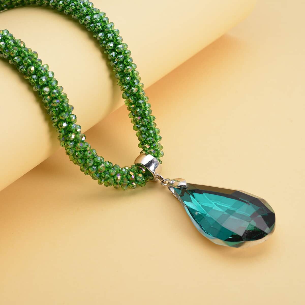 Simulated Emerald Pendant with Beaded Necklace 18-20 Inches in Silvertone image number 1