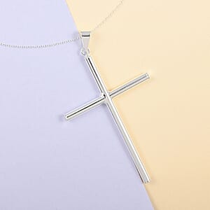 Sterling Silver Cross Pendant Necklace 18 Inches 3.75 Grams